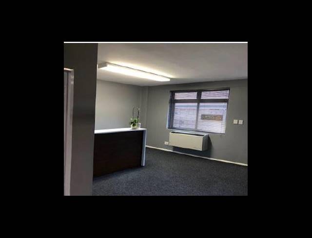 92M² OFFICE RENTED IN TOKAI